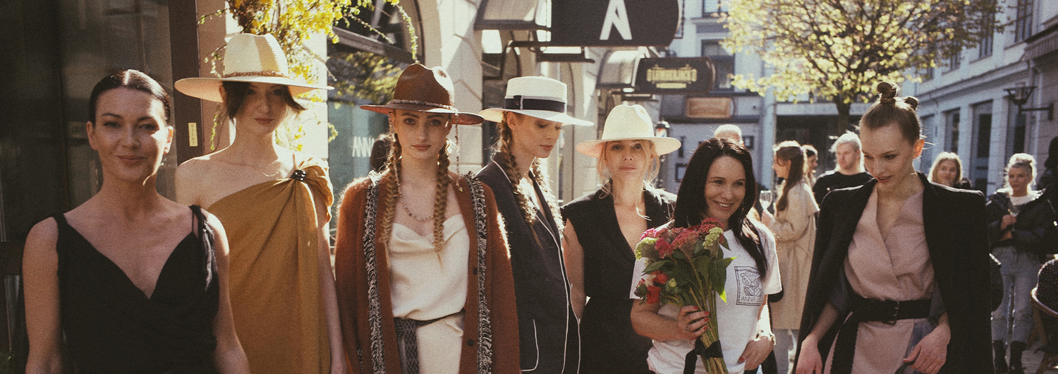 Fashion Presentation of SS/23 Collection ”FLASHBACK"