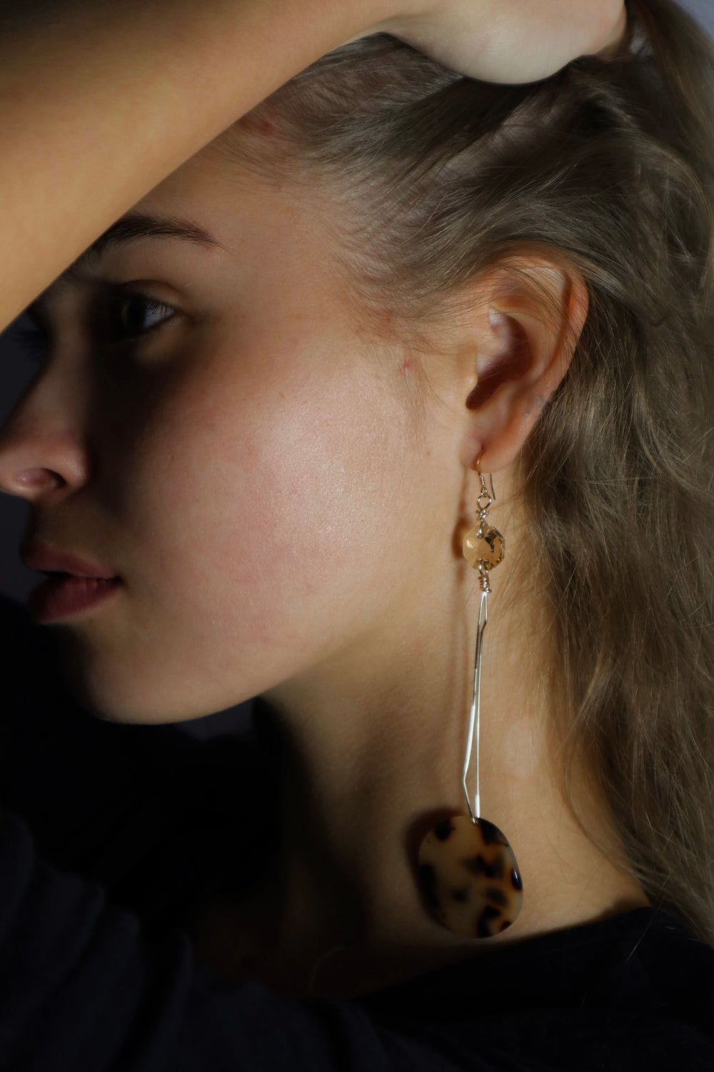 GOLD FILLED 14K SWAROVSKI AND PLASTIC GLASS EARRINGS