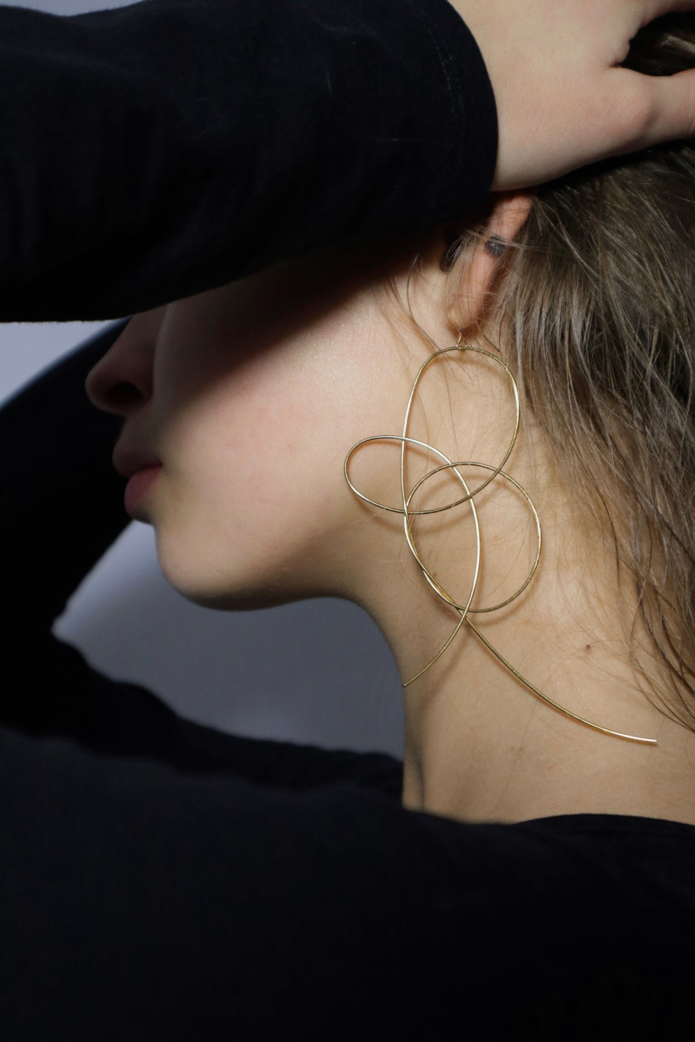 GOLD FILLED 14K MONO EARRING