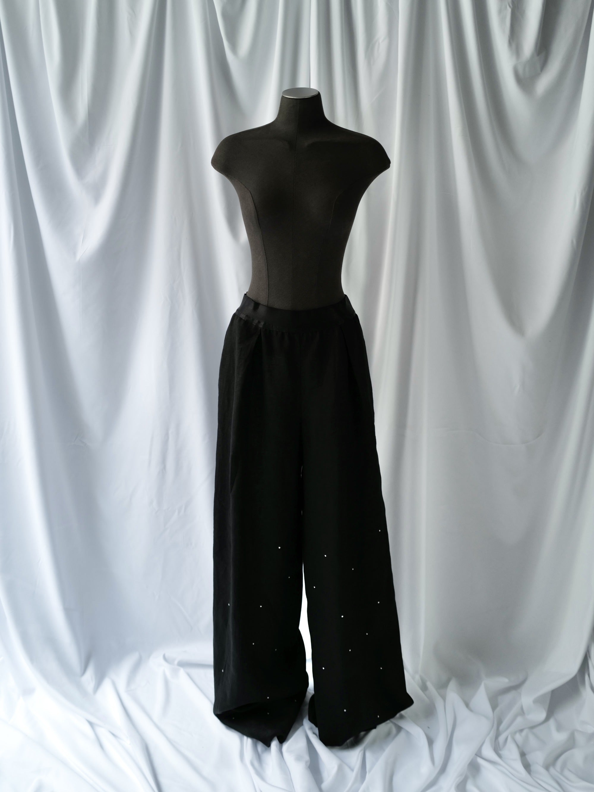 Embroidered Linen Wide Pull Up Pants THE DOTS (pre-order)