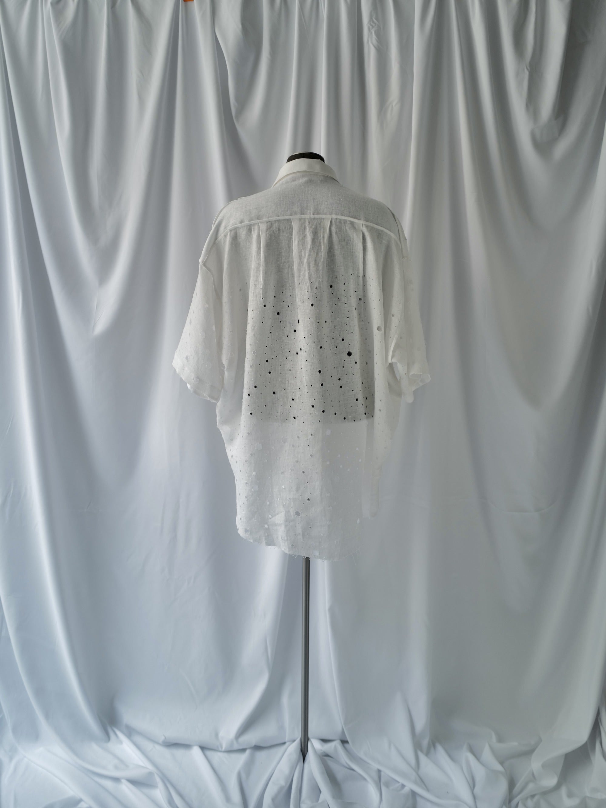 Linen Oversized Shirt THE HOLES SS25
