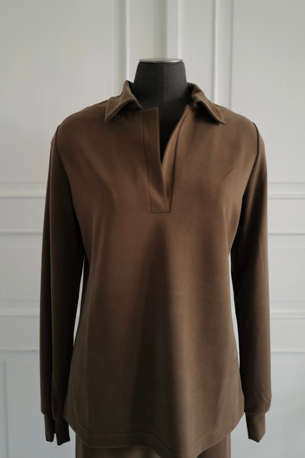 Suede-Touch Cupro POLO TOP NY collection