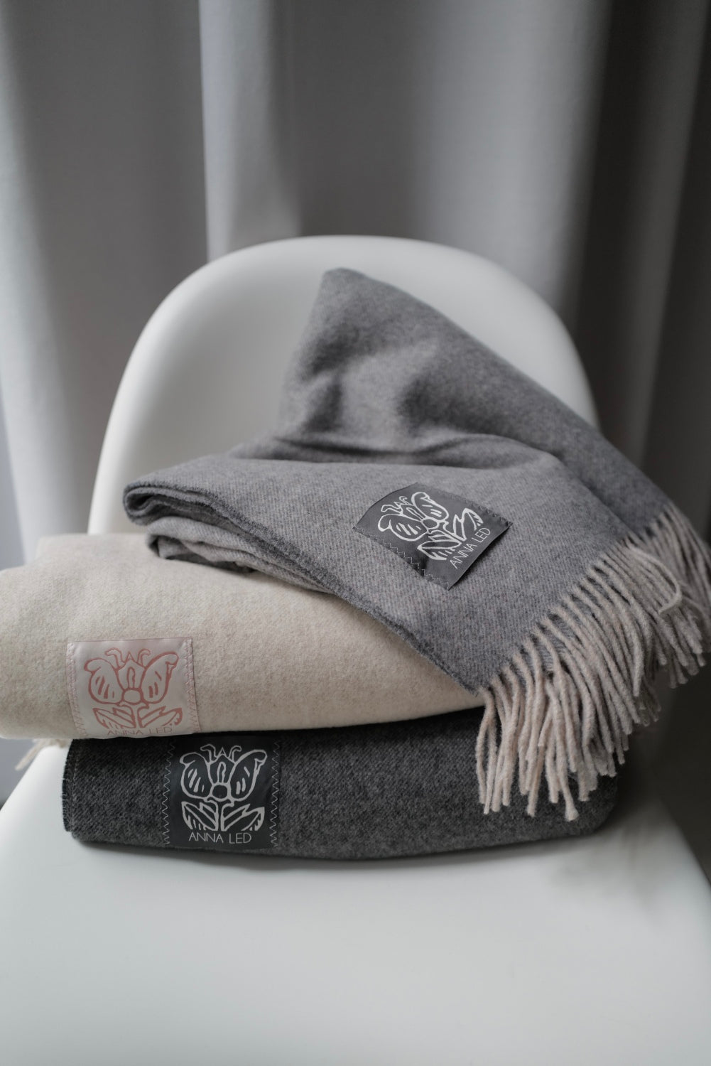 Virgin Wool Blanket (Limited edition )