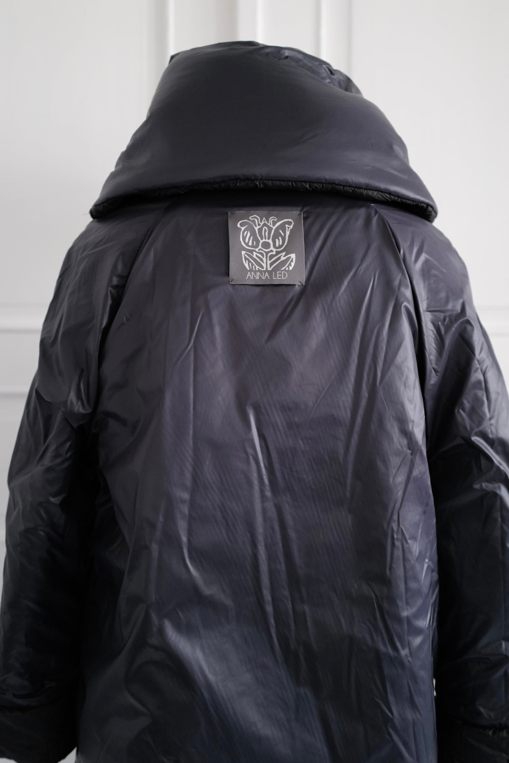 Reversible Long Padded Coat YUKI With Hooded Collar Pre-Fall 26