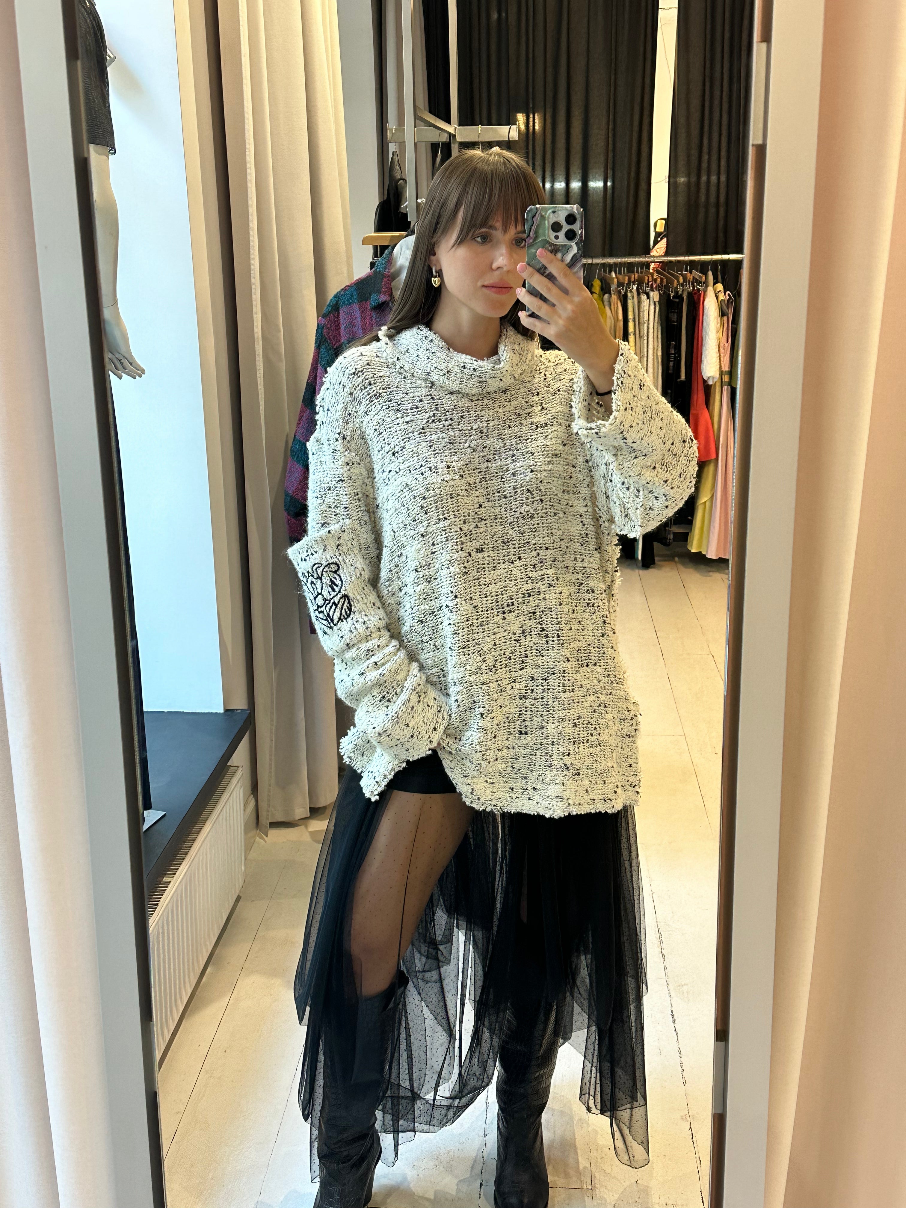 DOTTED TULLE OVERLAY SKIRT AW23/24