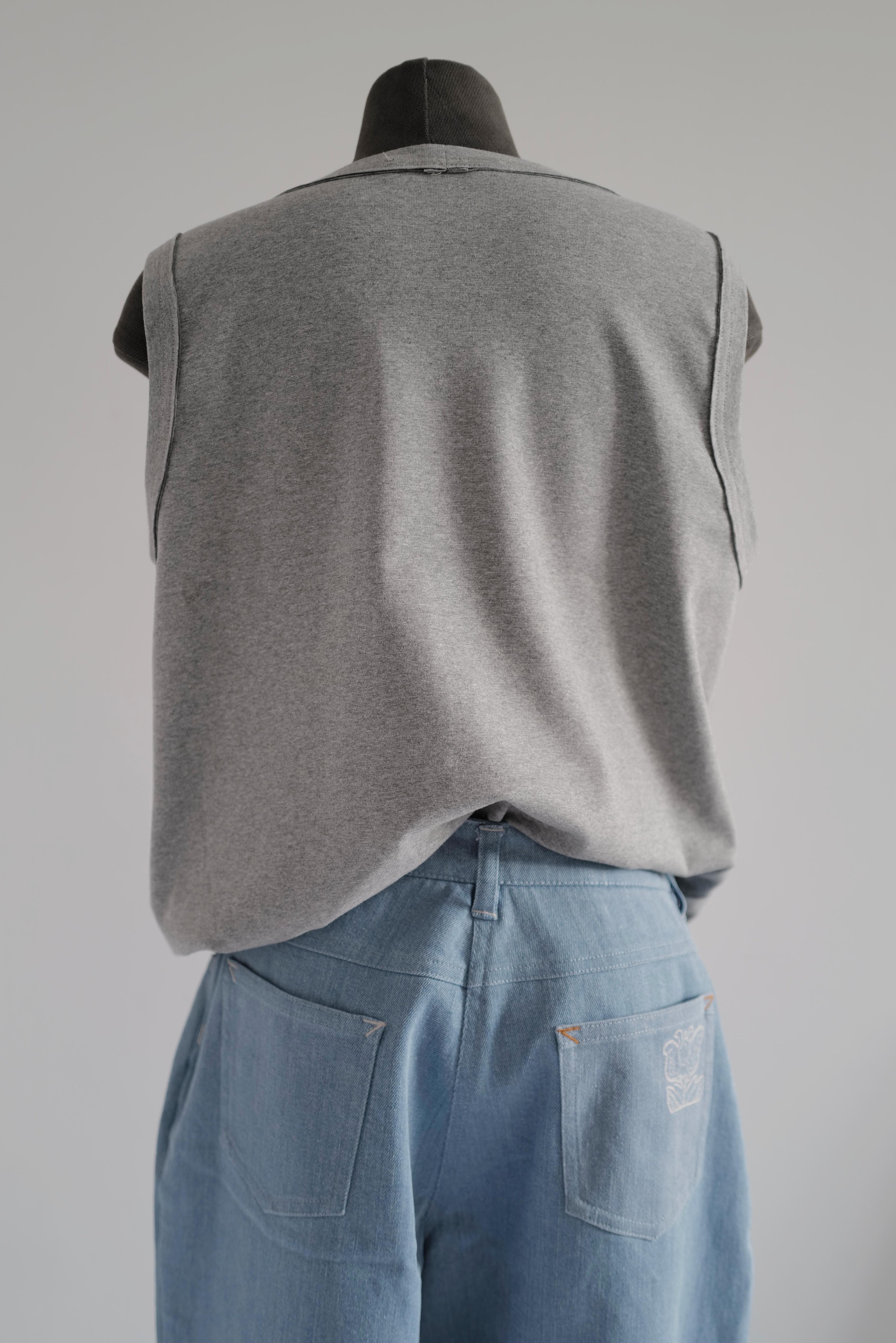 Organic Cotton Tank top SS26 TRIANGLE Relaxed silhouette