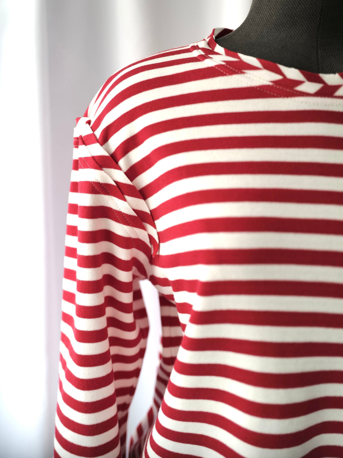 ORGANIC COTTON LONG-SLEEVE T-SHIRT WITH STRIPES