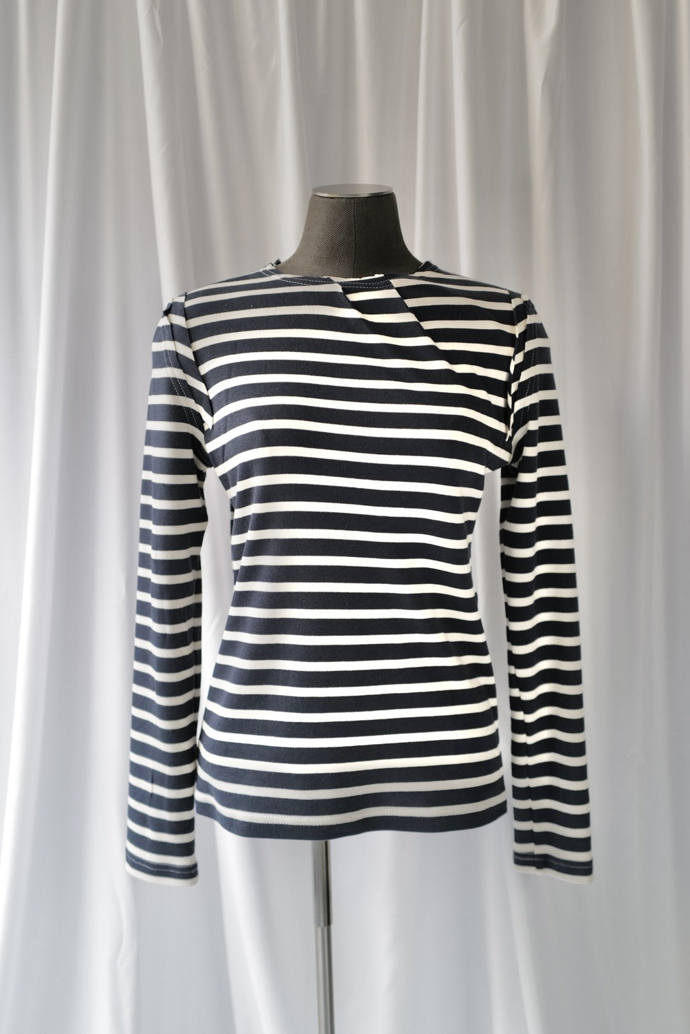 Fitted Slim Striped Long-Sleeve Top
