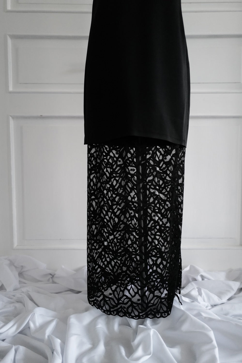 Heavy Atlas and Lace SET MONIKA