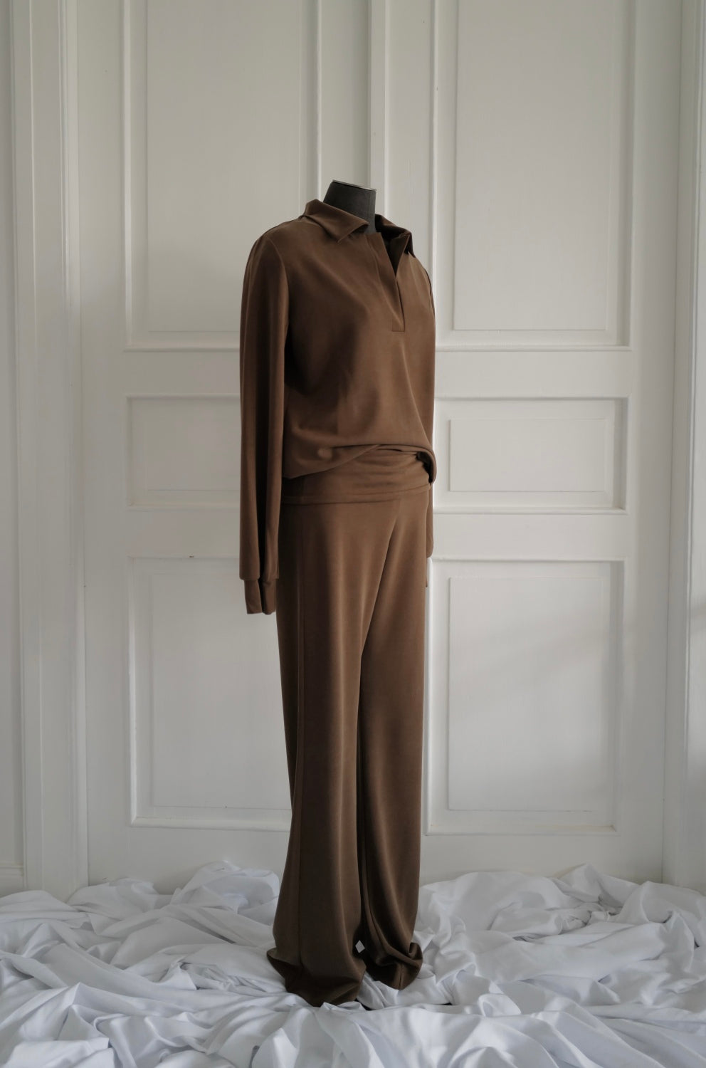 Suede-Touch Cupro POLO TOP  NY collection