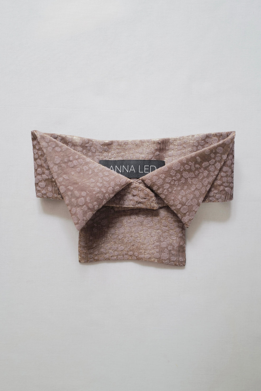 Victorian-Style Brocade Collar FW26/27