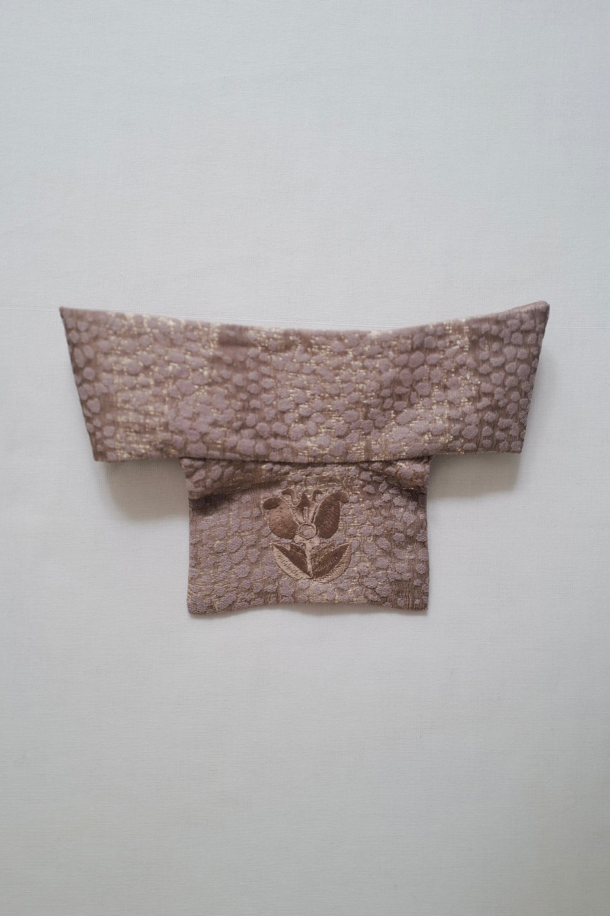 Victorian-Style Brocade Collar FW26/27