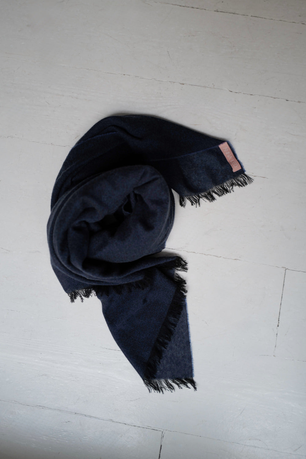 Maxi Cashmere Shawl NAVY AW25