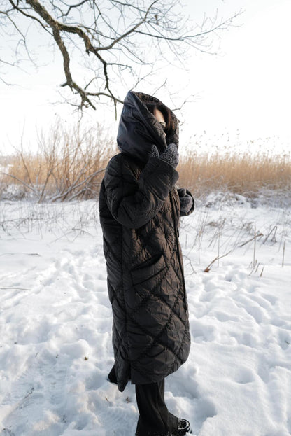 Reversible Long Padded Coat YUKI  With Hooded Collar  Pre-Fall  26